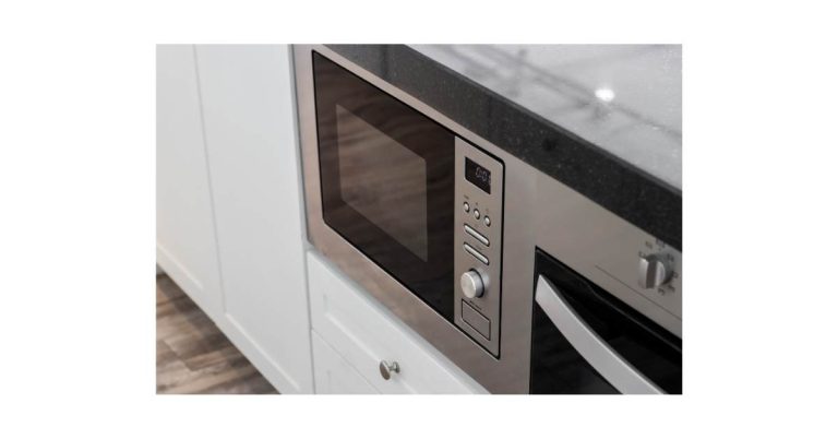 Kitchen Cabinets That Transform Style, Storage, and Long-Term Home Value